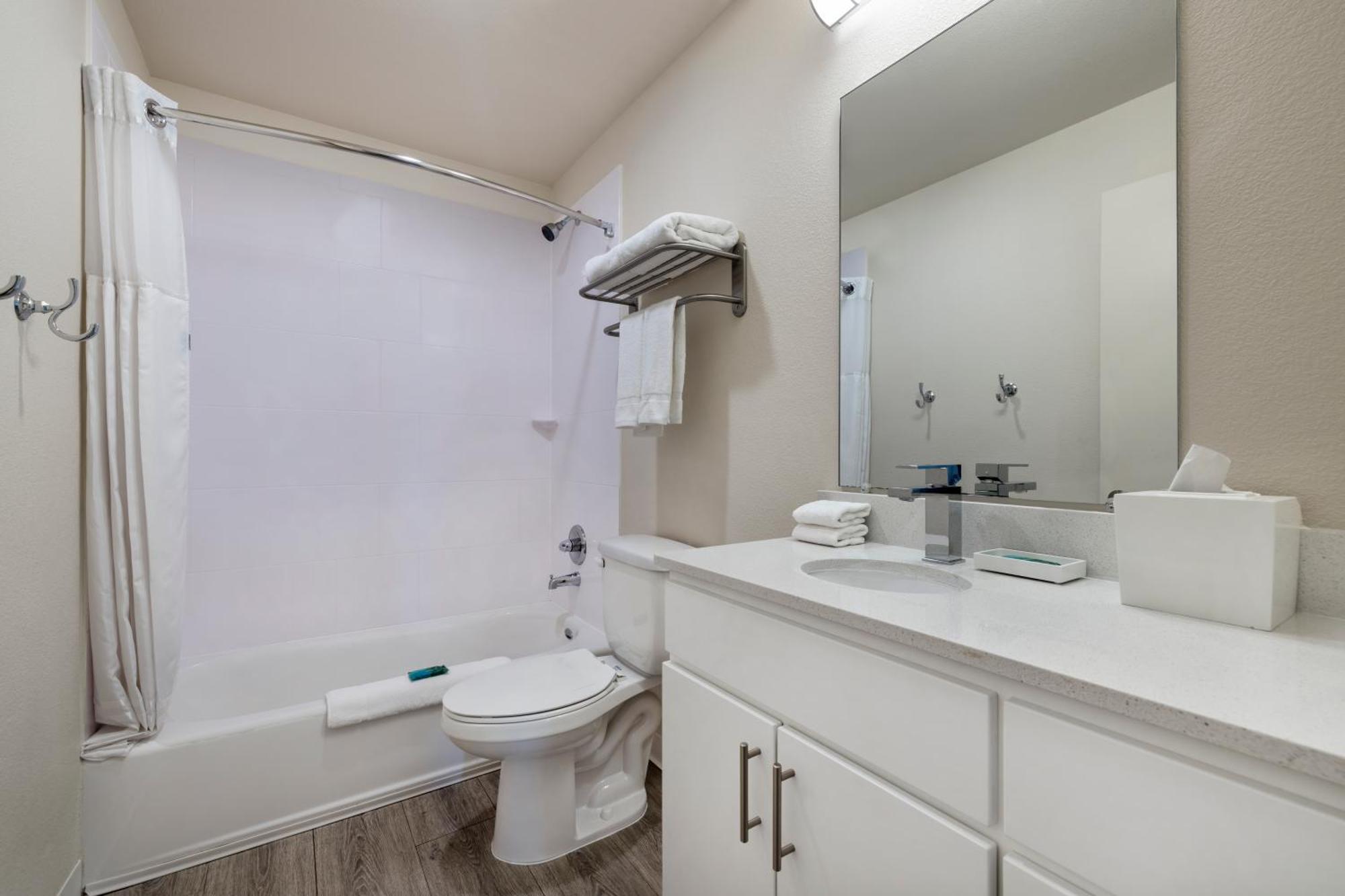 Soka Suites Dallas - Las Colinas Irving Eksteriør bilde
