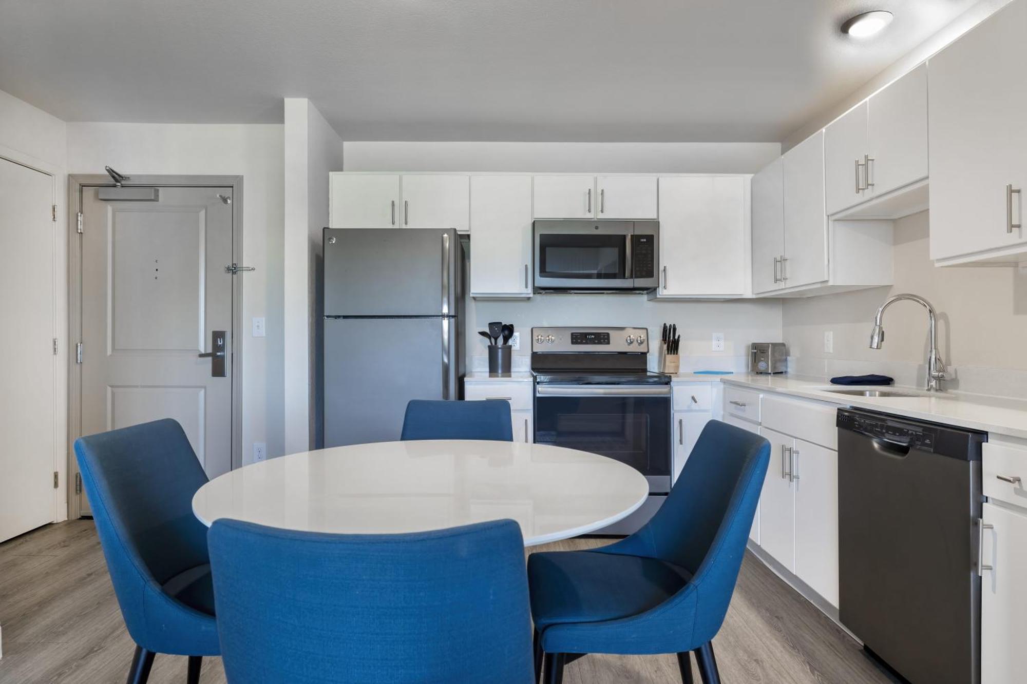 Soka Suites Dallas - Las Colinas Irving Eksteriør bilde